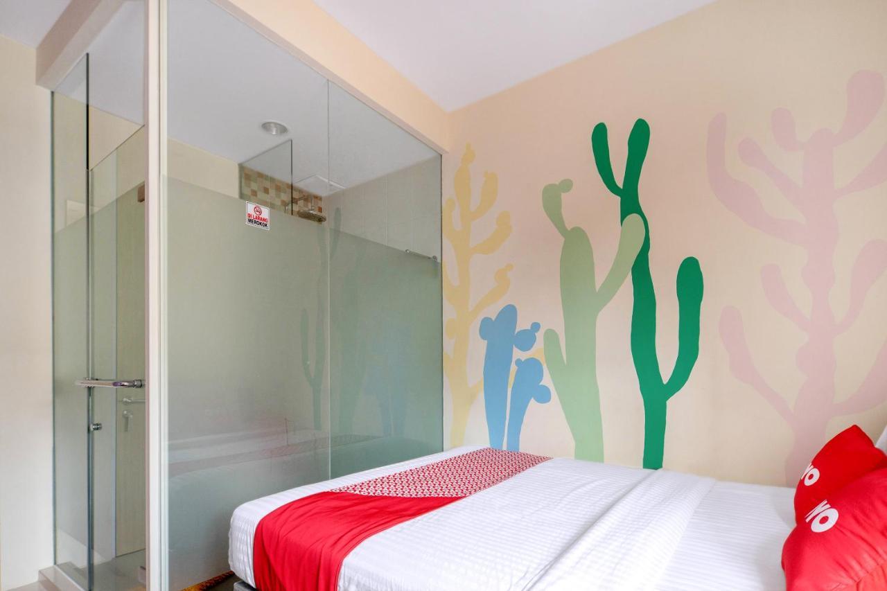 Super Oyo Capital O 1121 Orienchi 2 Hotell Jakarta Exteriör bild