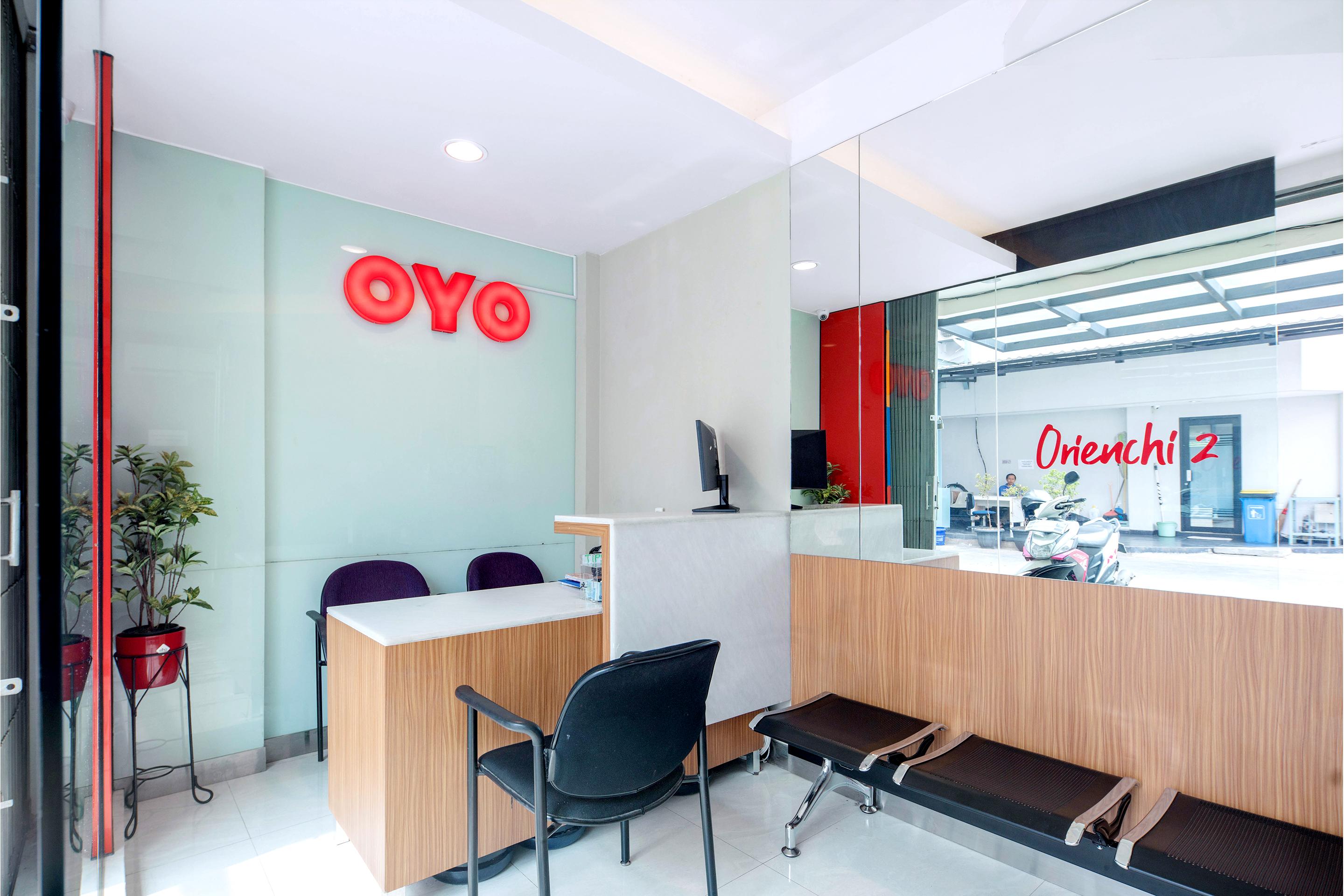 Super Oyo Capital O 1121 Orienchi 2 Hotell Jakarta Exteriör bild