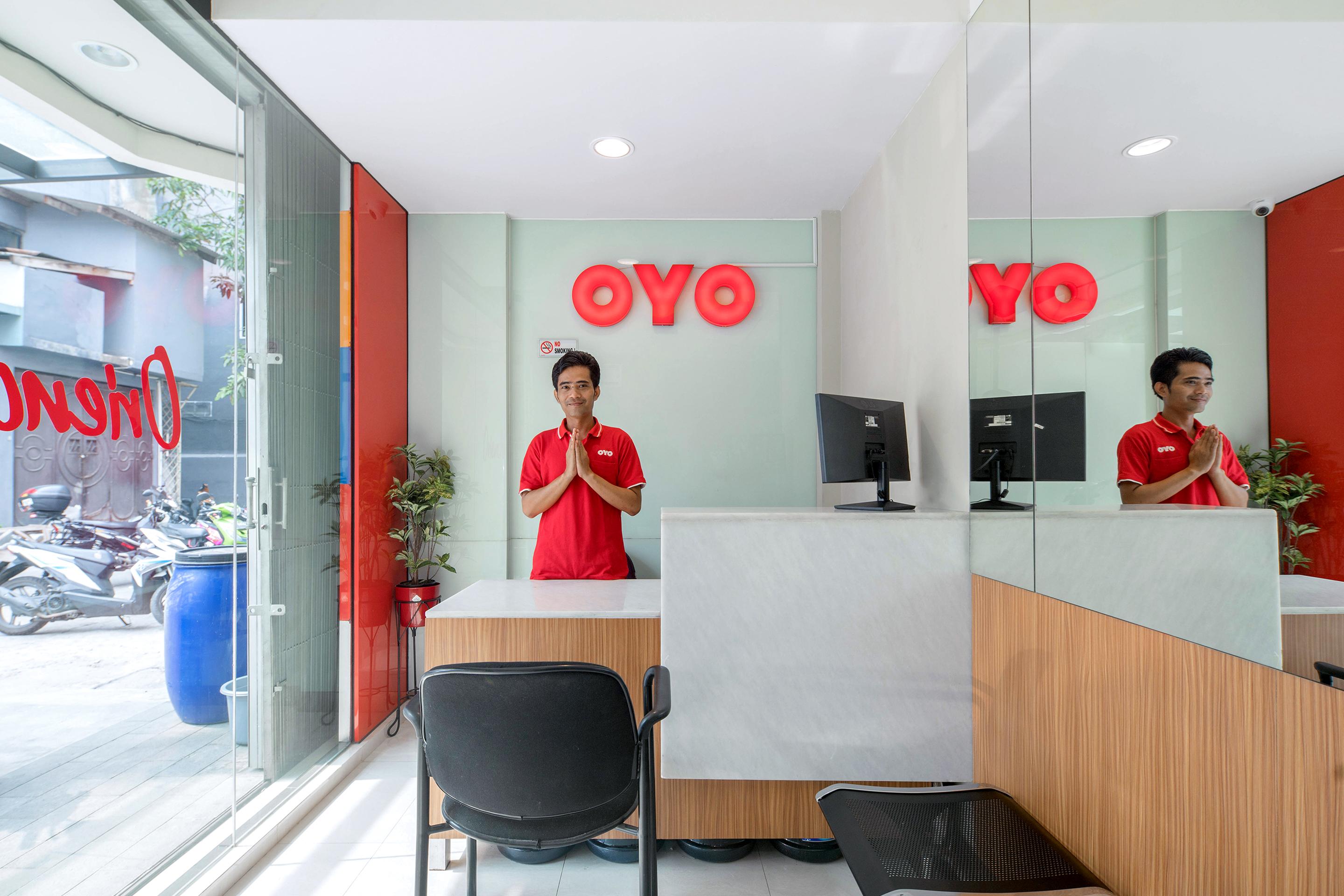Super Oyo Capital O 1121 Orienchi 2 Hotell Jakarta Exteriör bild